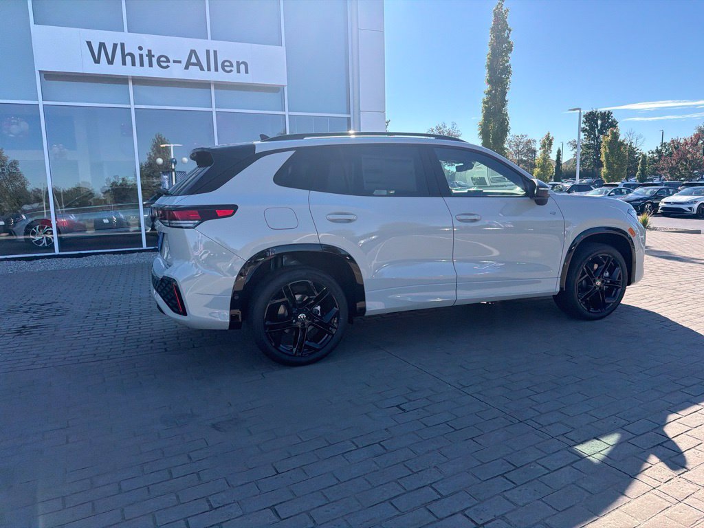 New 2026 Volkswagen Tiguan SE R-Line AWD/4WD image 8
