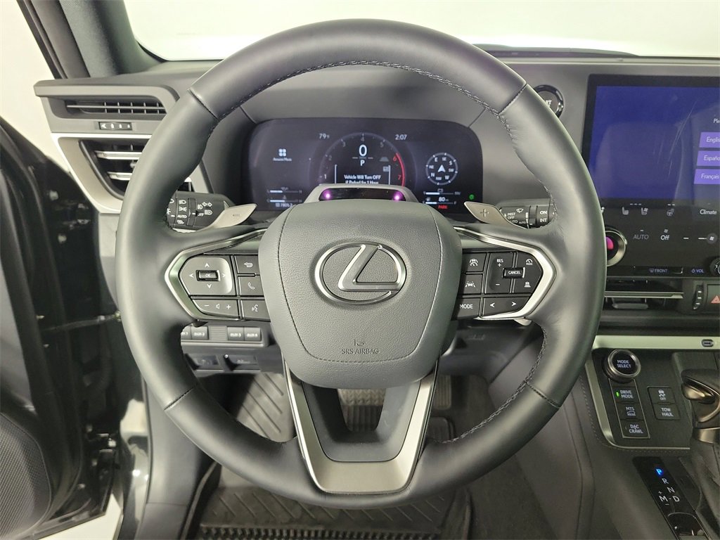 Used 2025 Lexus GX 550 image 18