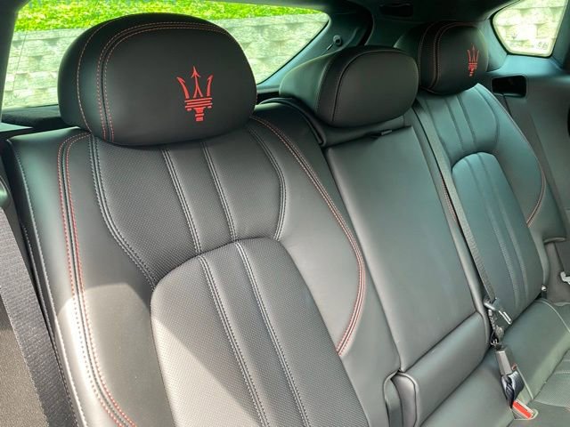 Used 2024 Maserati Levante GT Ultima image 44