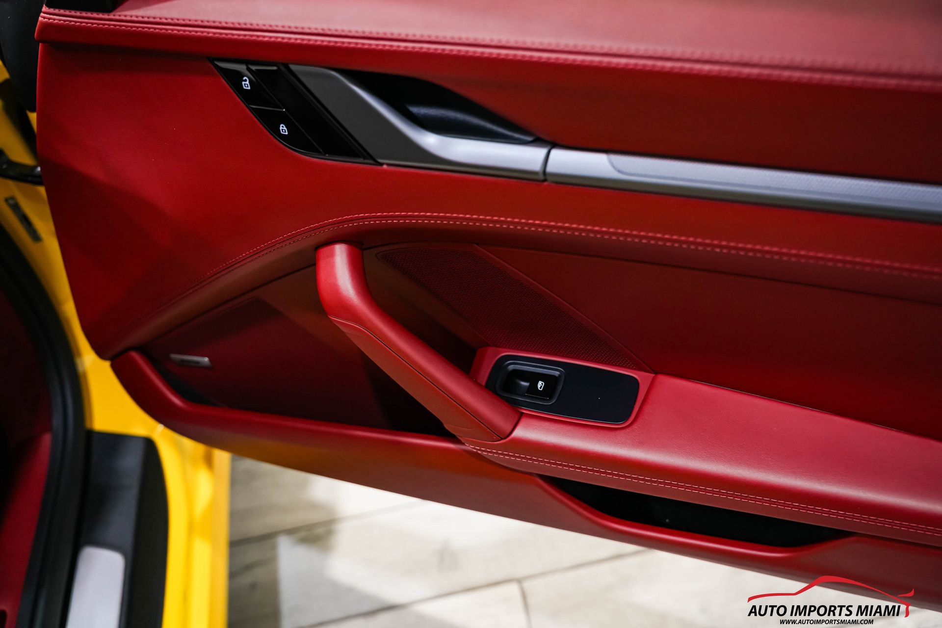 Used 2020 Porsche 911 Carrera w/ Premium Package image 47