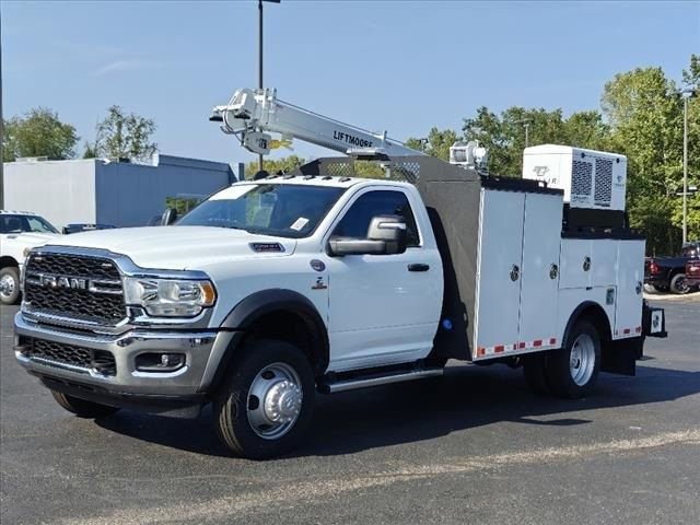 New 2024 RAM 5500 Tradesman image 23