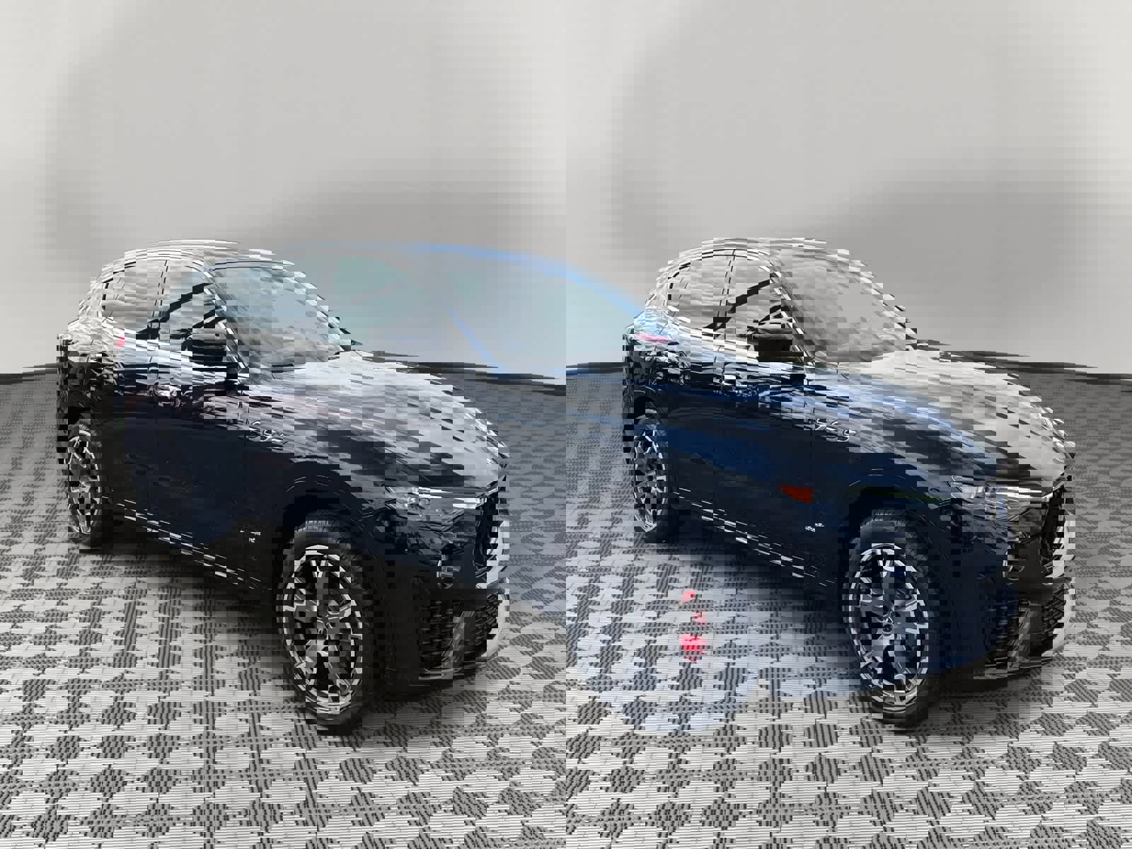 Used 2021 Maserati Levante GranSport image 3