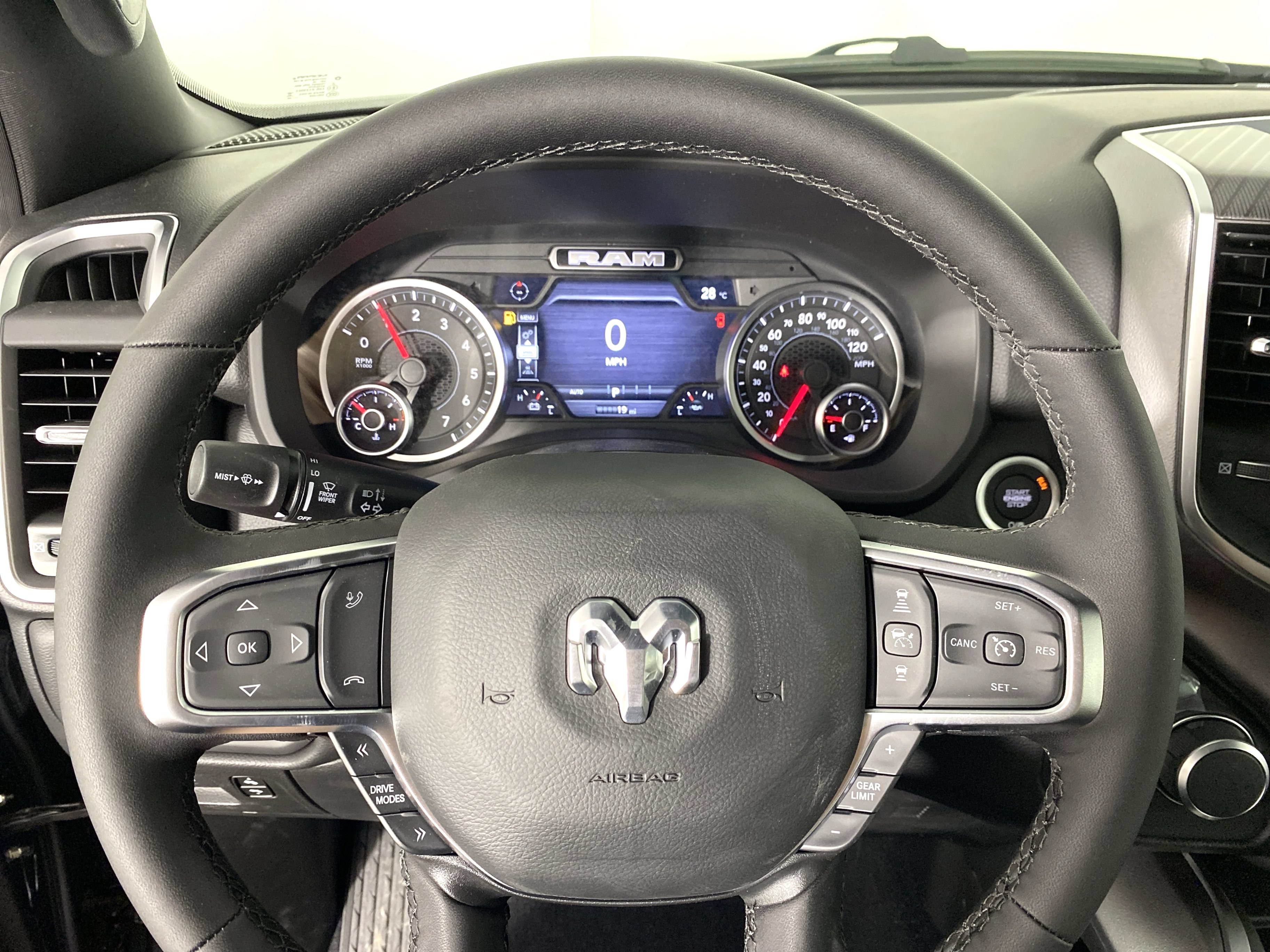 New 2026 RAM 1500 Big Horn AWD/4WD image 18