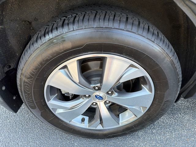 Used 2021 Subaru Ascent Premium w/ Convenience Package AWD/4WD image 17