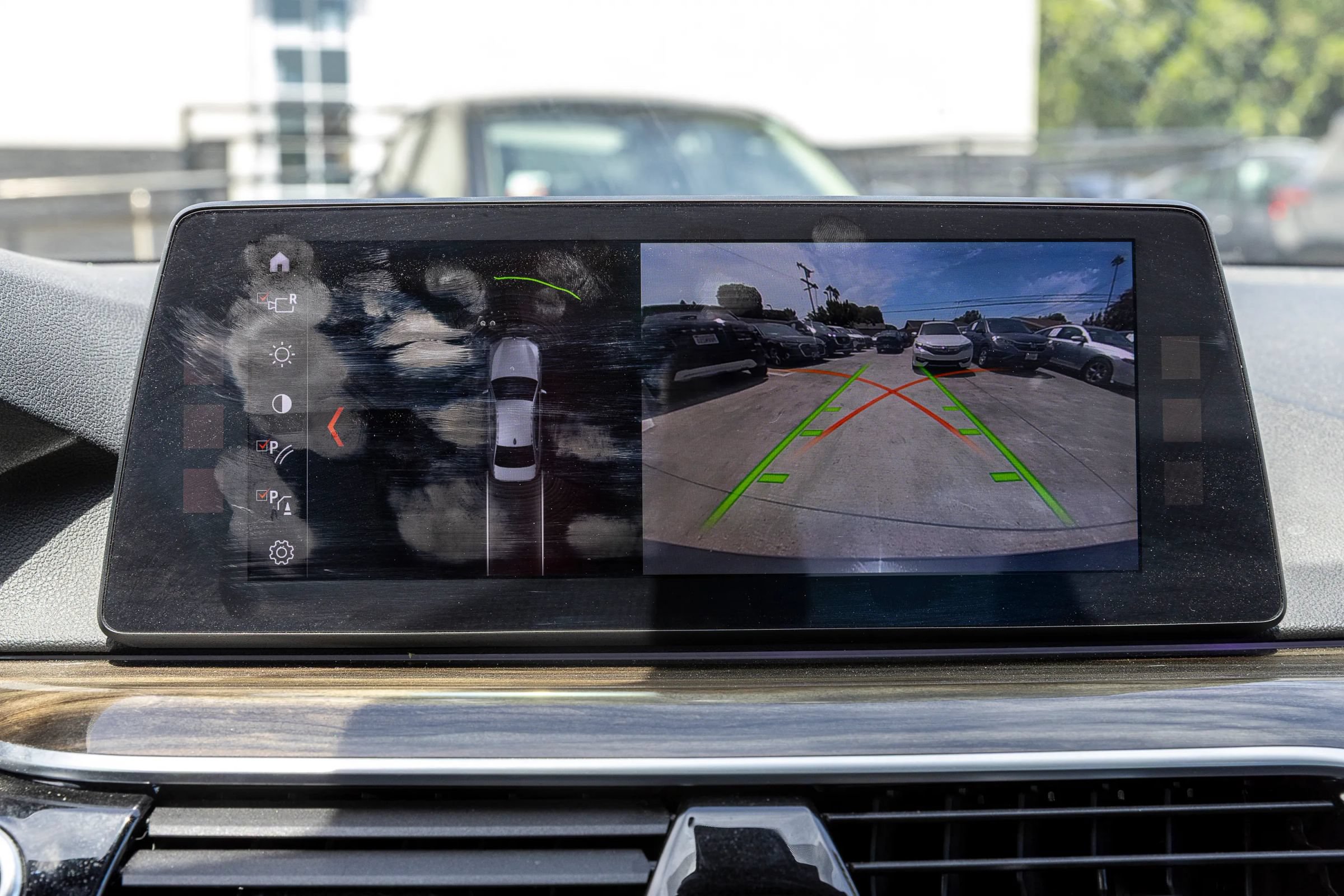 Used 2018 BMW 540i RWD image 16