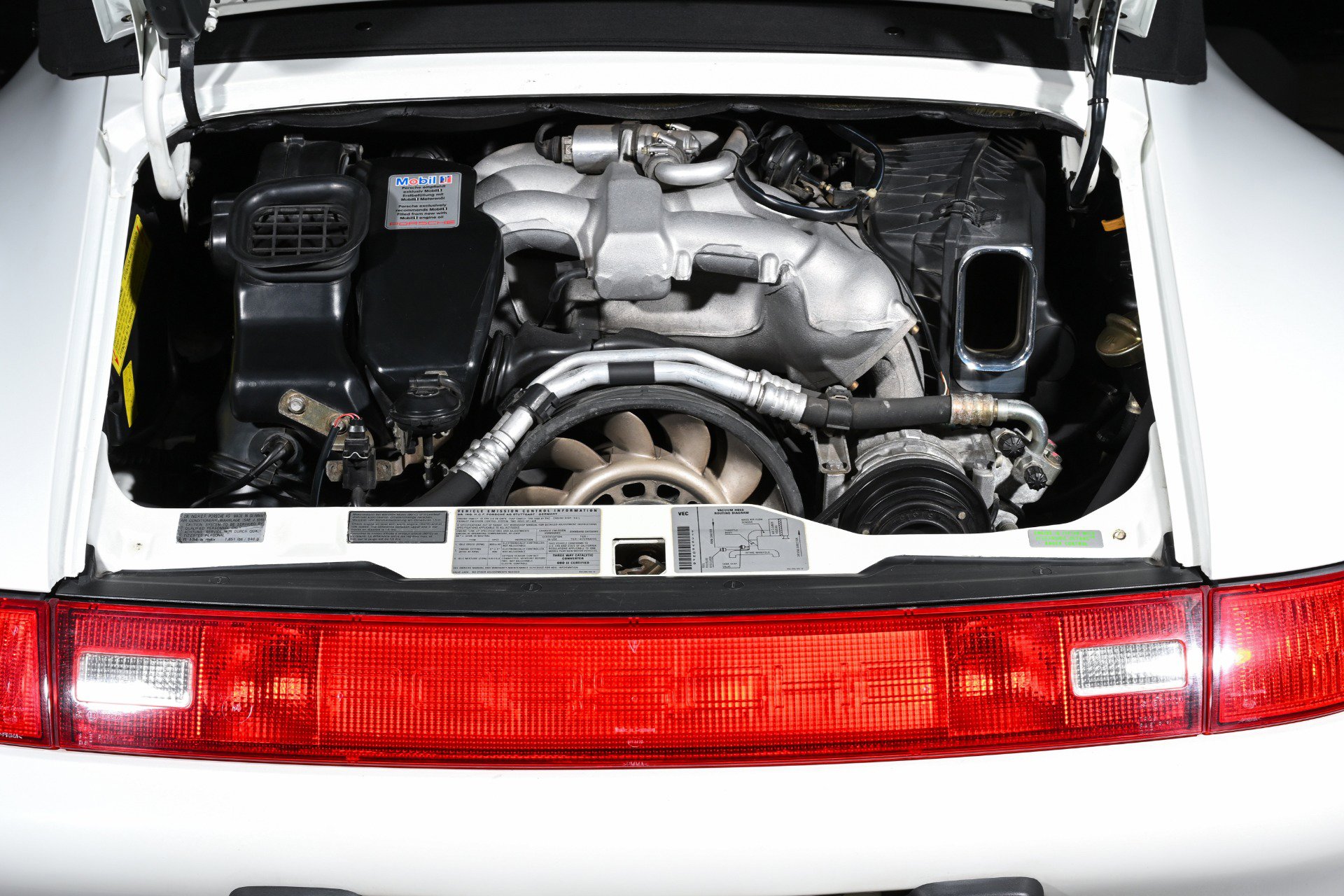 Used 1996 Porsche 911 Carrera image 40