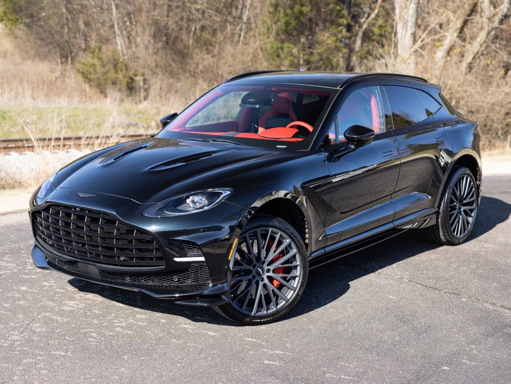 New 2026 Aston Martin DBX 707 image 4