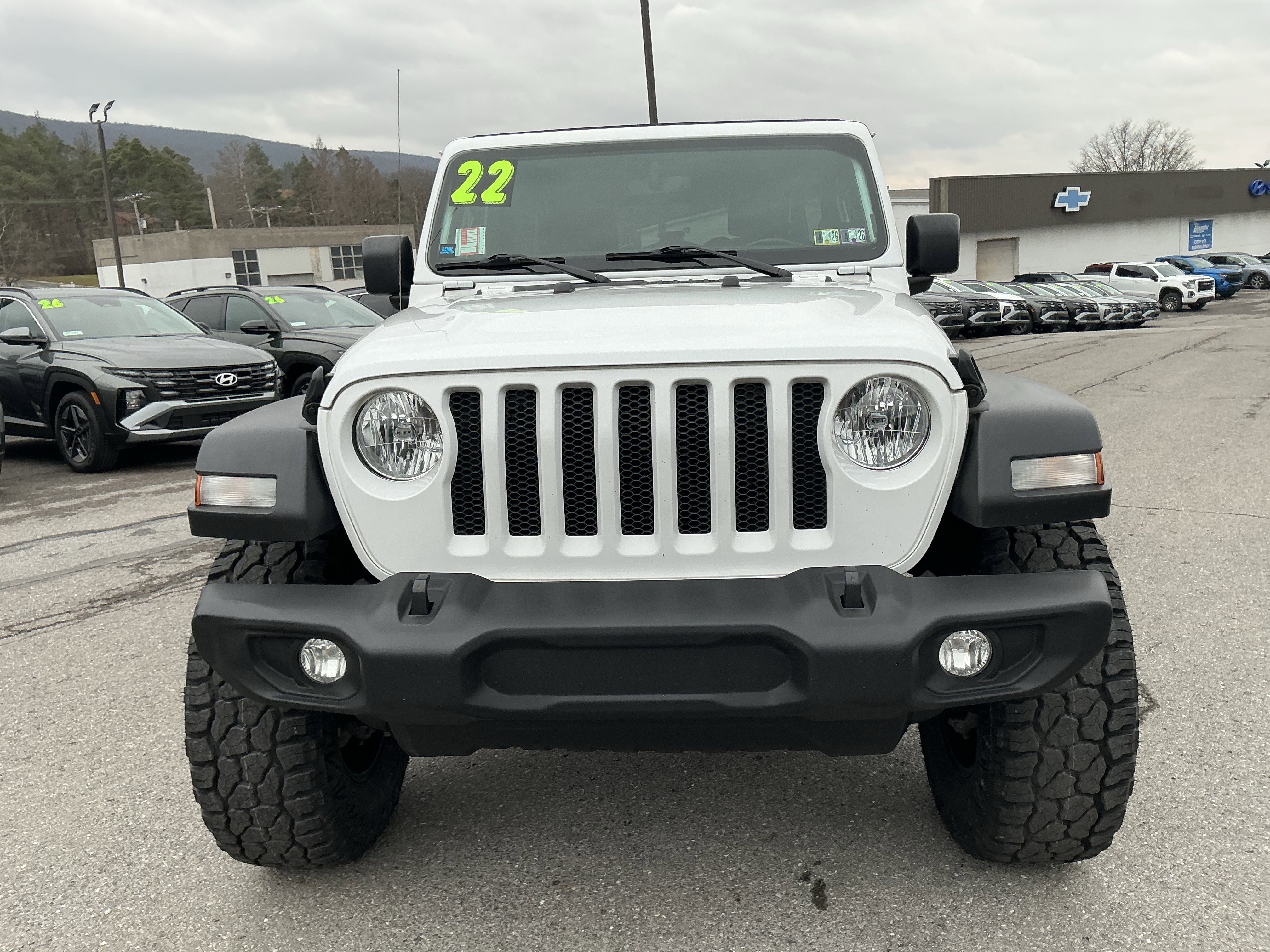 Used 2022 Jeep Wrangler Unlimited Sport w/ Sun And Sound Package image 9