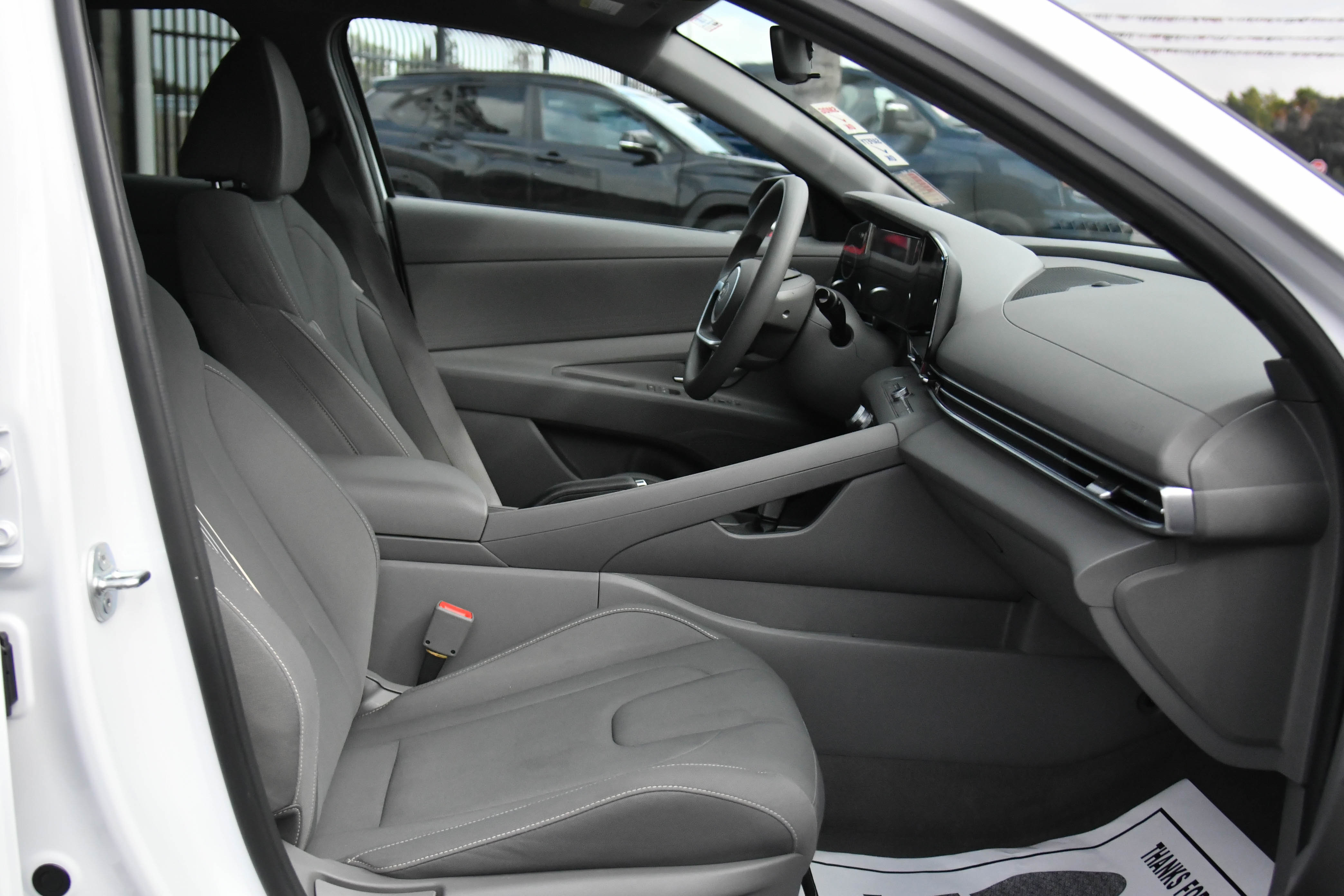 Used 2024 Hyundai Elantra SEL image 42