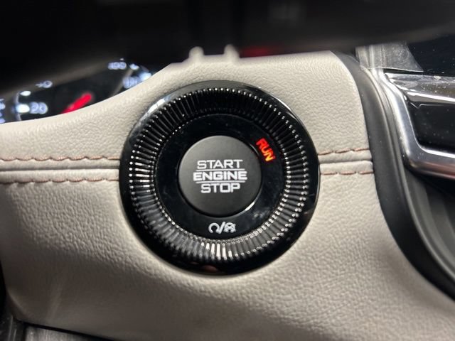 Used 2023 Jeep Compass Limited w/ Sun and Sound Group AWD/4WD image 28