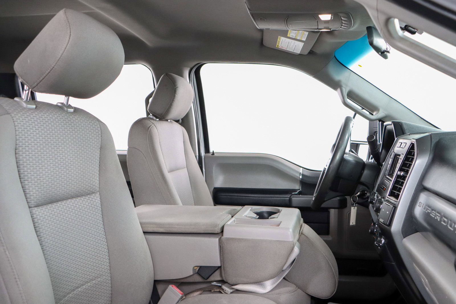 Used 2019 Ford F250 XLT w/ FX4 Off-Road Package image 28