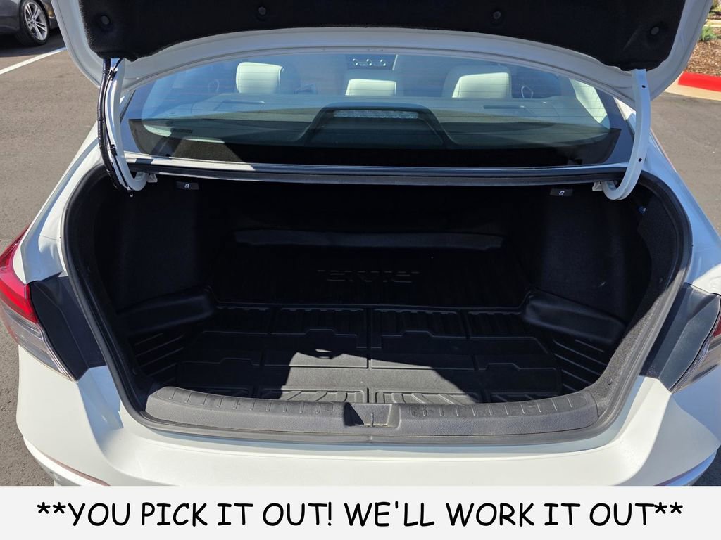 Used 2024 Honda Civic Touring image 9