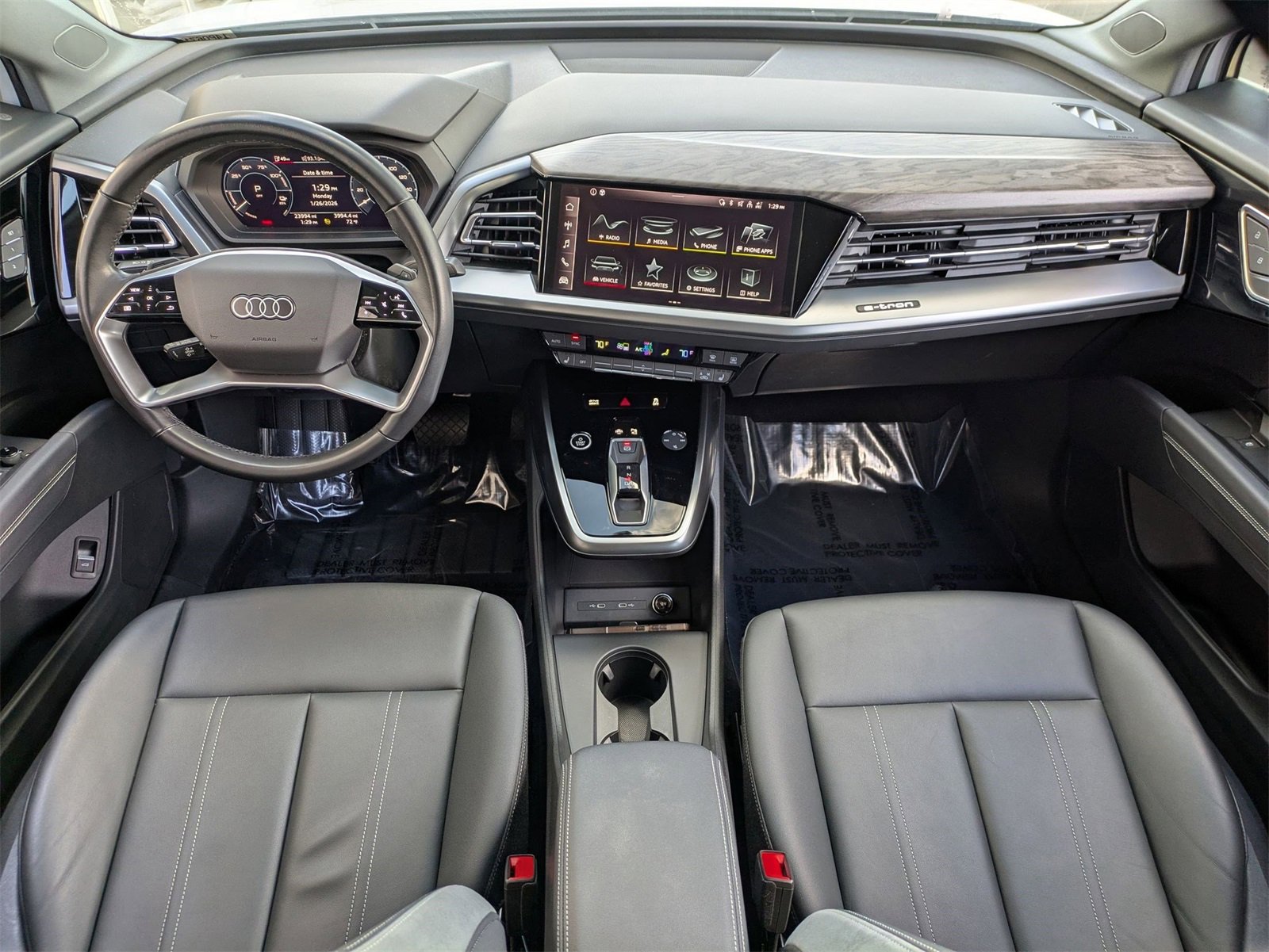 Used 2024 Audi Q4 e-tron Premium image 7