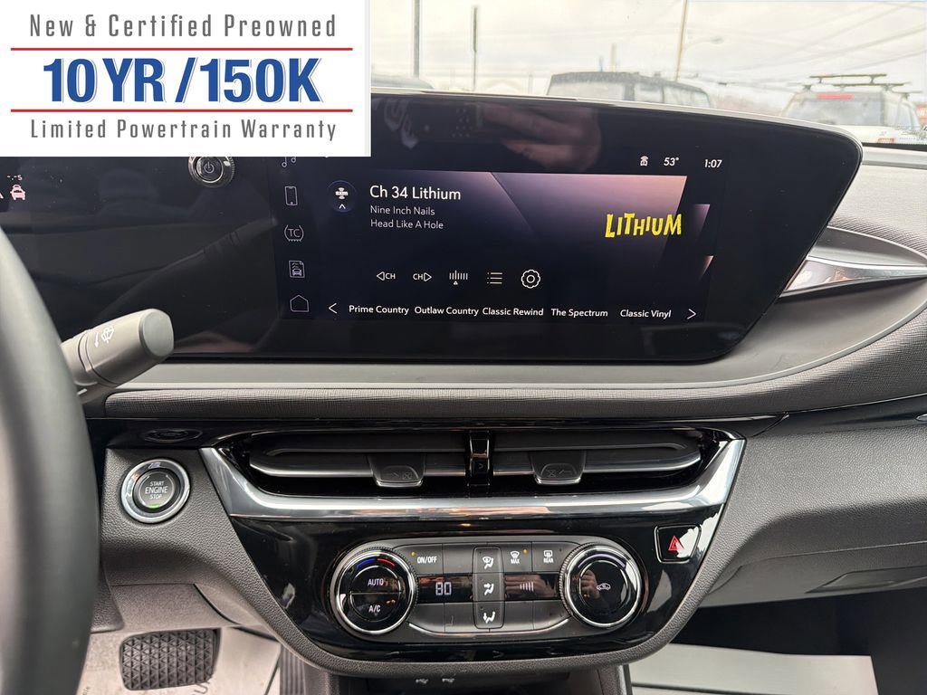 Used 2025 Buick Envista Sport Touring image 21