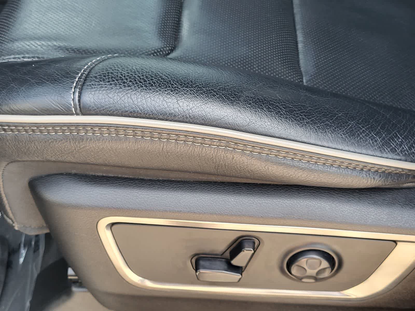 Used 2019 RAM 1500 Limited w/ Advanced Safety Group AWD/4WD image 14