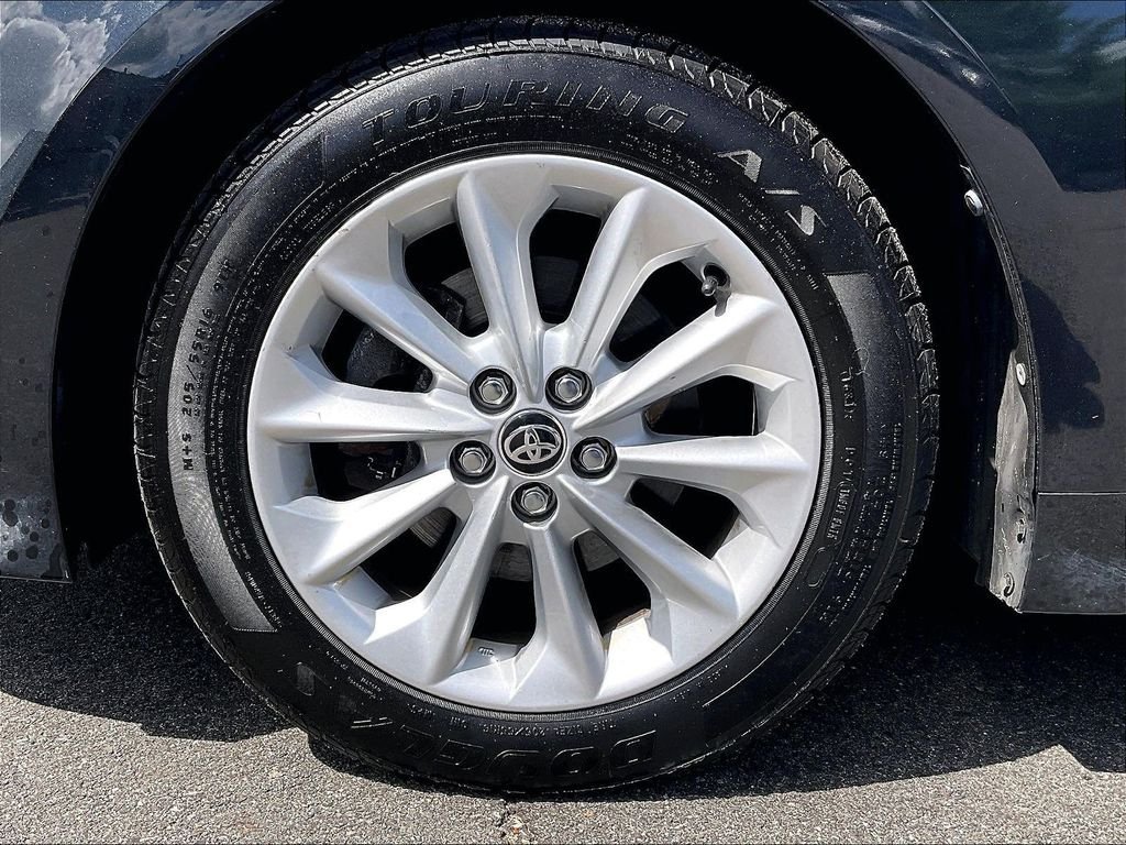 Used 2020 Toyota Corolla XLE FWD image 22