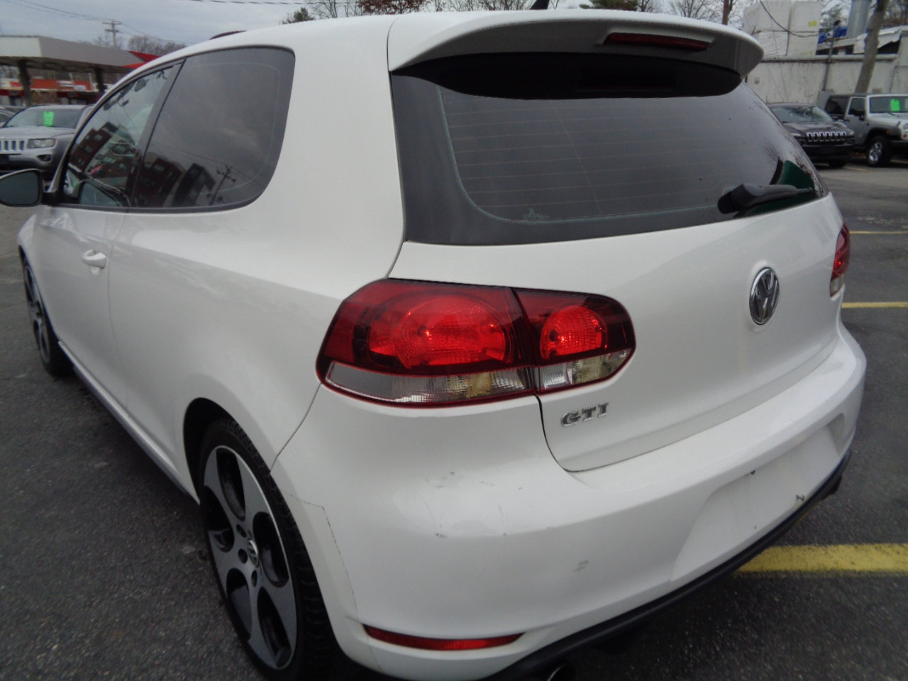 Used 2012 Volkswagen GTI 2-Door image 17