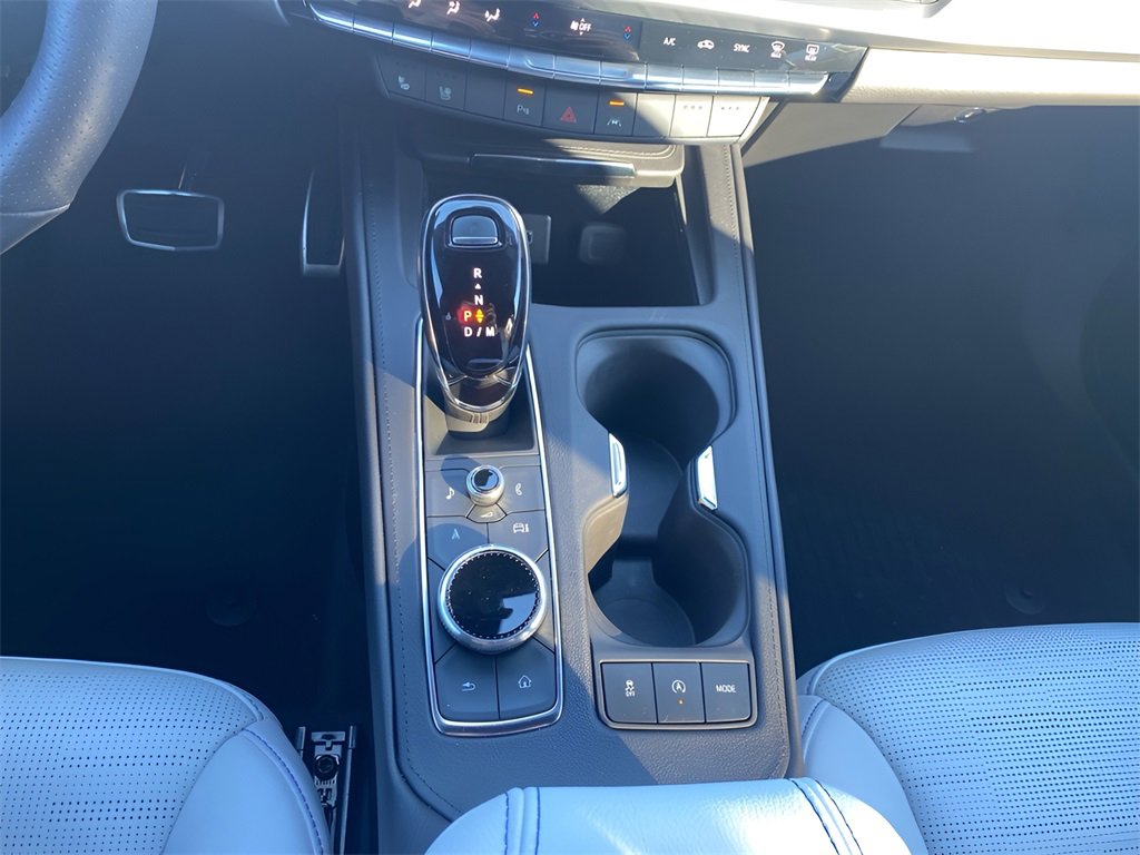 Used 2024 Cadillac XT4 Sport image 25