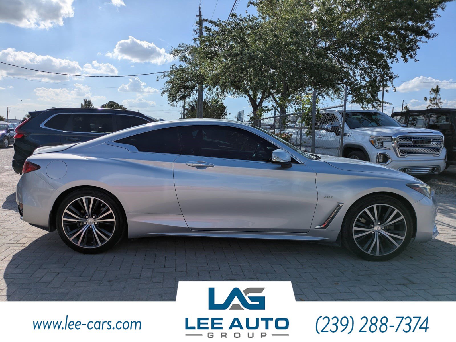 Used 2017 INFINITI Q60 2.0t w/ Cargo Package AWD/4WD image 2
