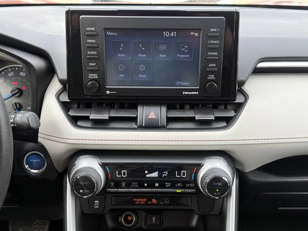 Certified 2021 Toyota RAV4 XLE AWD/4WD image 18