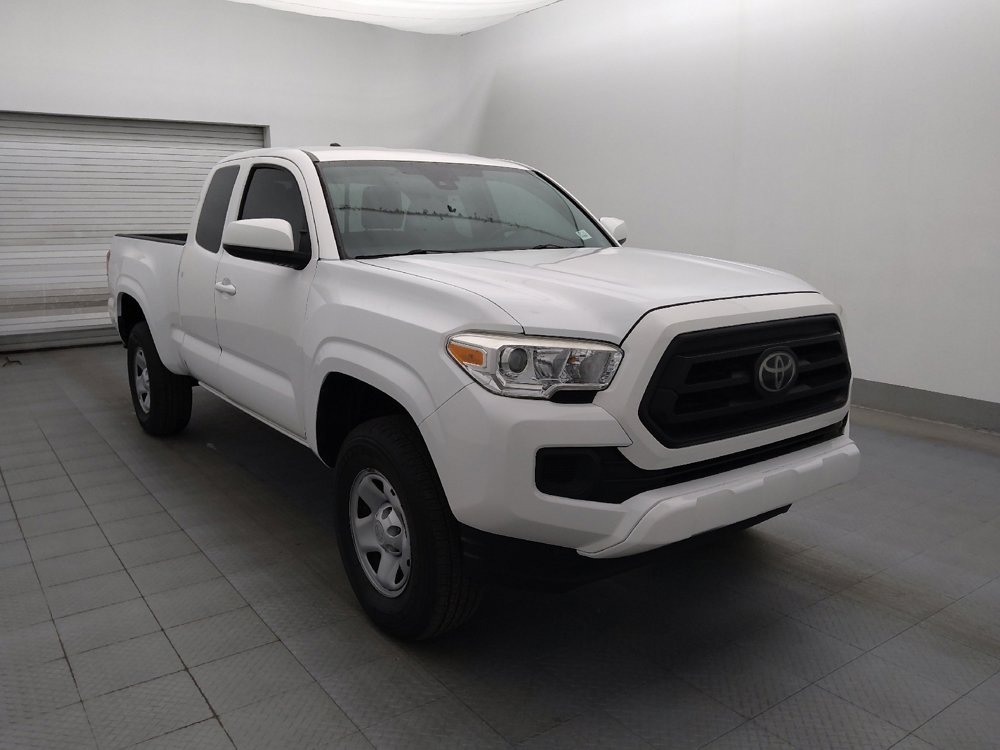 Used 2020 Toyota Tacoma SR image 13