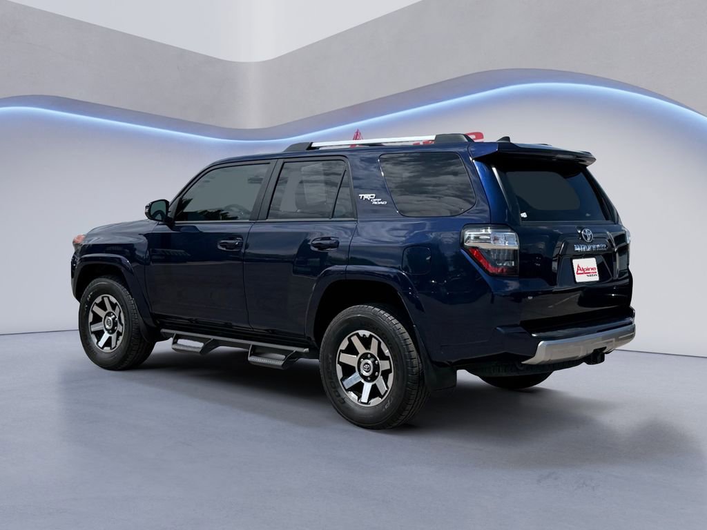 Used 2017 Toyota 4Runner TRD Off-Road Premium AWD/4WD image 3
