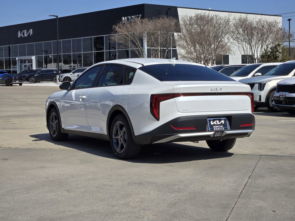 New 2026 Kia K4 FWD image 3