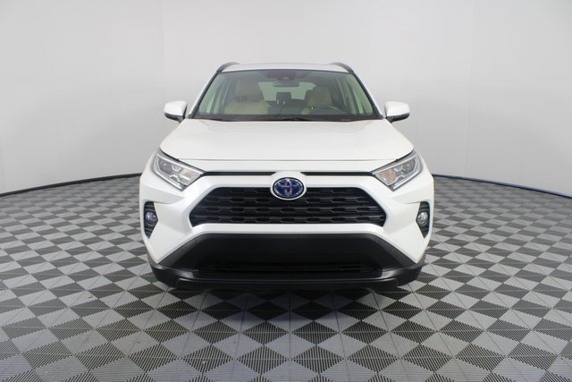 Used 2021 Toyota RAV4 XLE Premium image 29