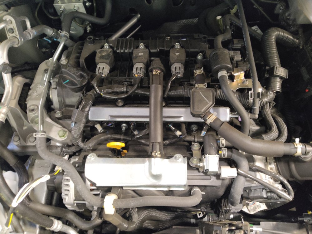 Used 2025 Nissan Versa SV w/ Trunk Package FWD image 30