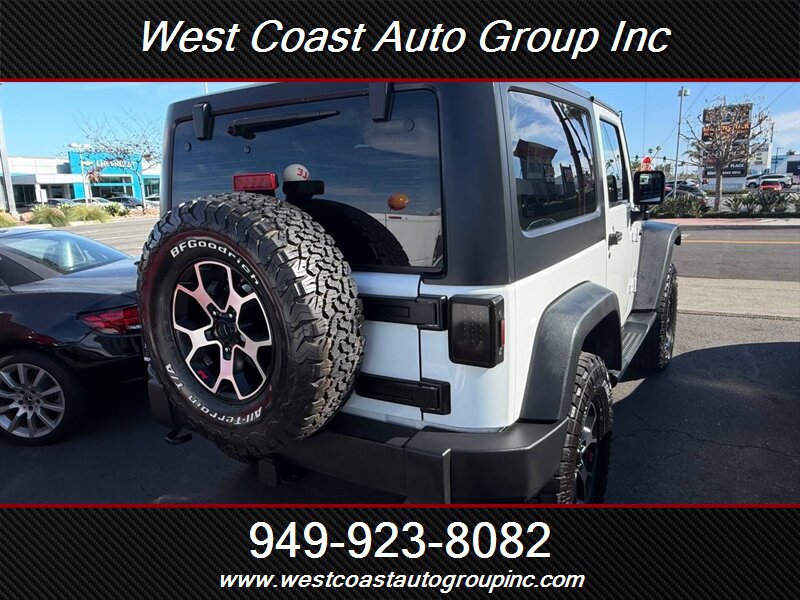 Used 2015 Jeep Wrangler Sport AWD/4WD image 3
