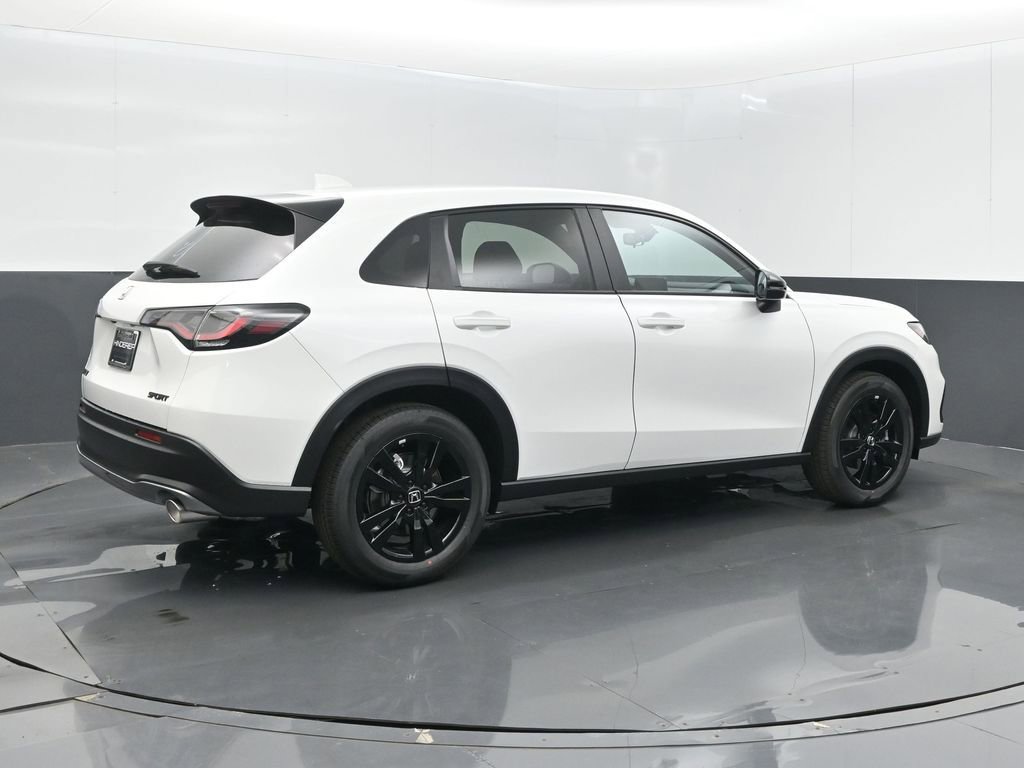 New 2026 Honda HR-V Sport image 8