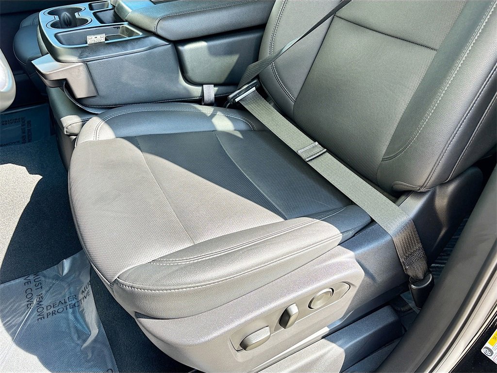 Used 2025 GMC Sierra 1500 SLT image 19