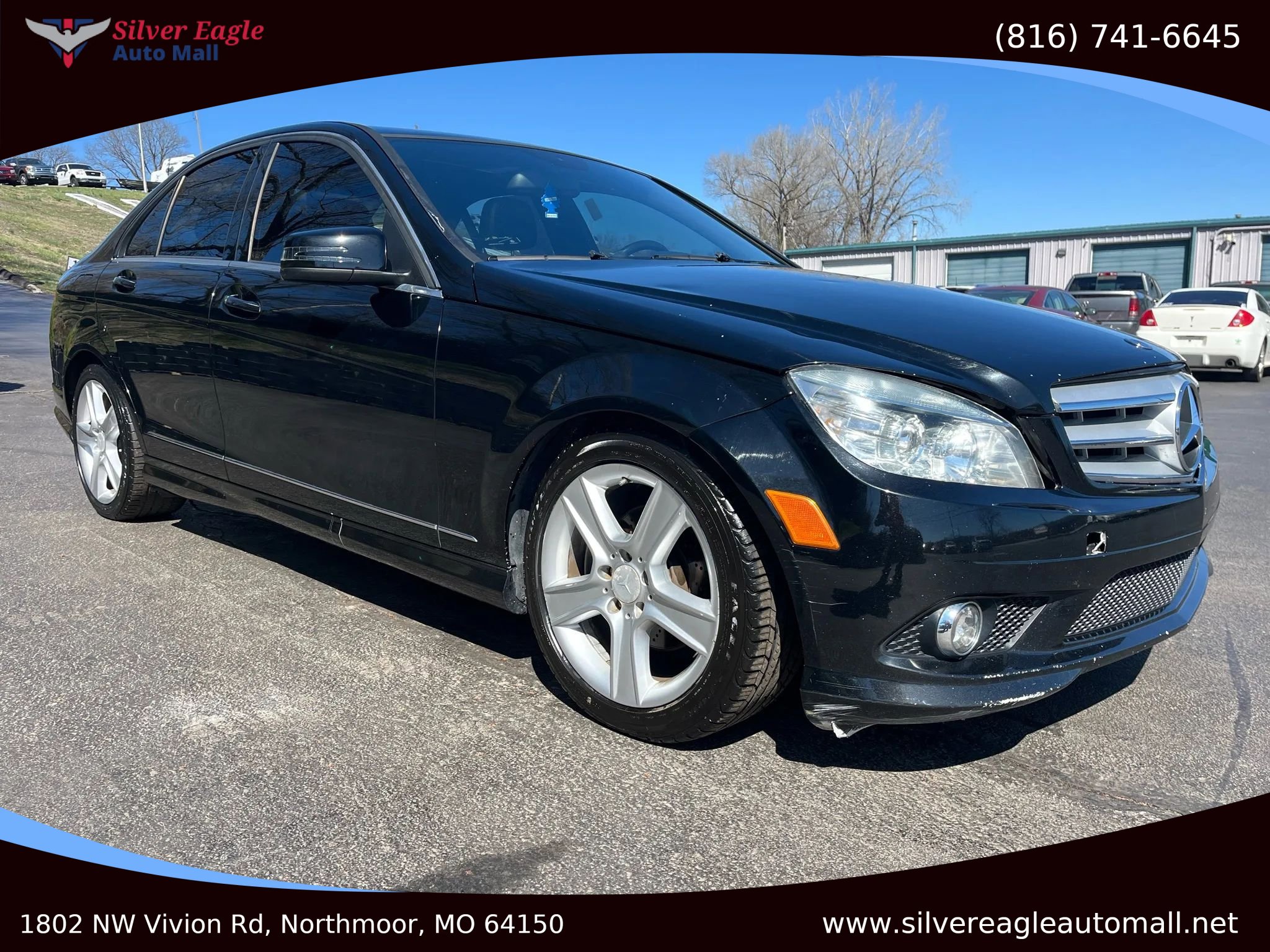 Used 2010 Mercedes-Benz C 300 Sedan image 4