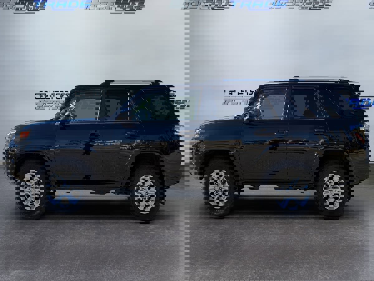 Used 2021 Toyota 4Runner SR5 image 8