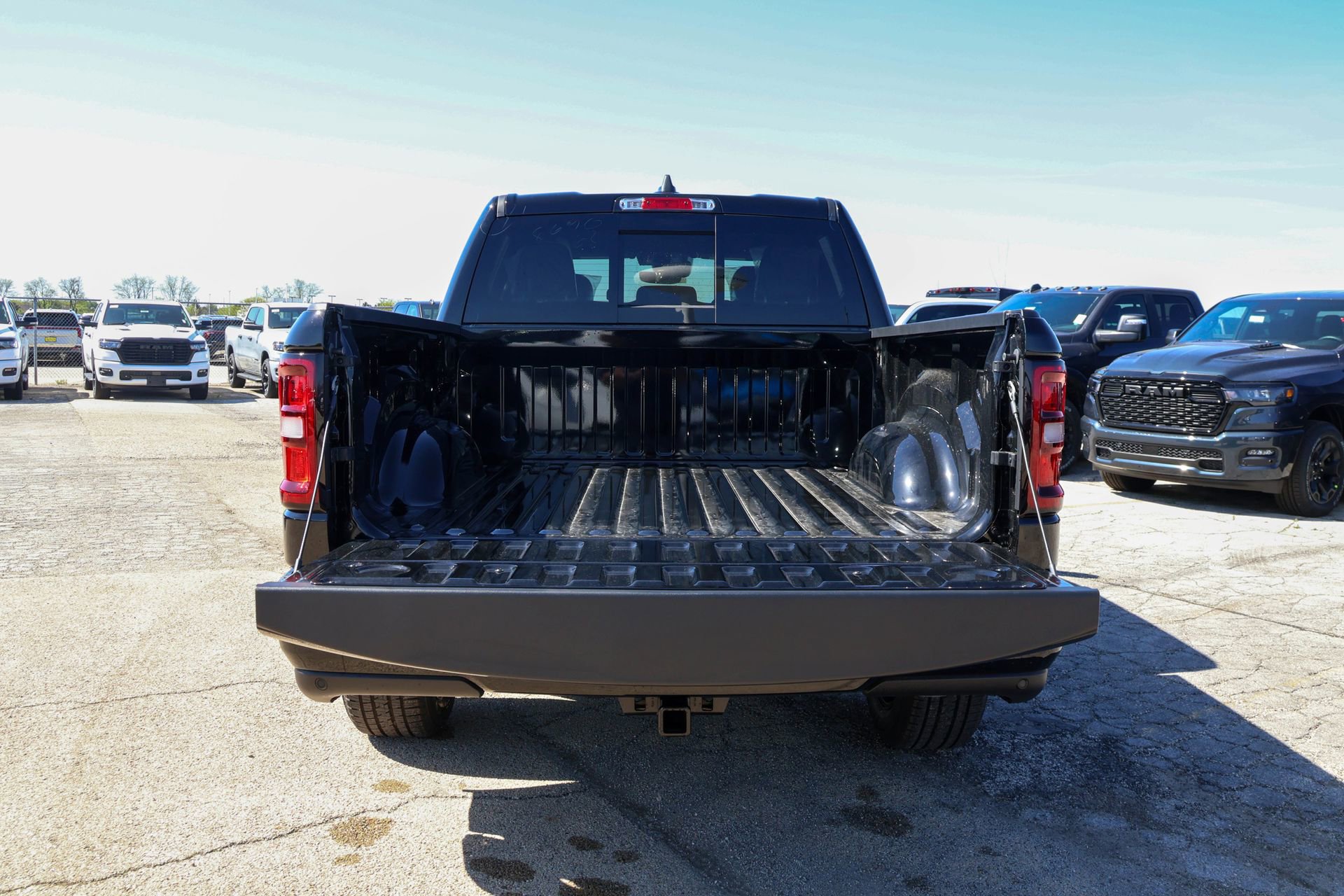 New 2026 RAM 1500 4x4 Crew Cab image 13