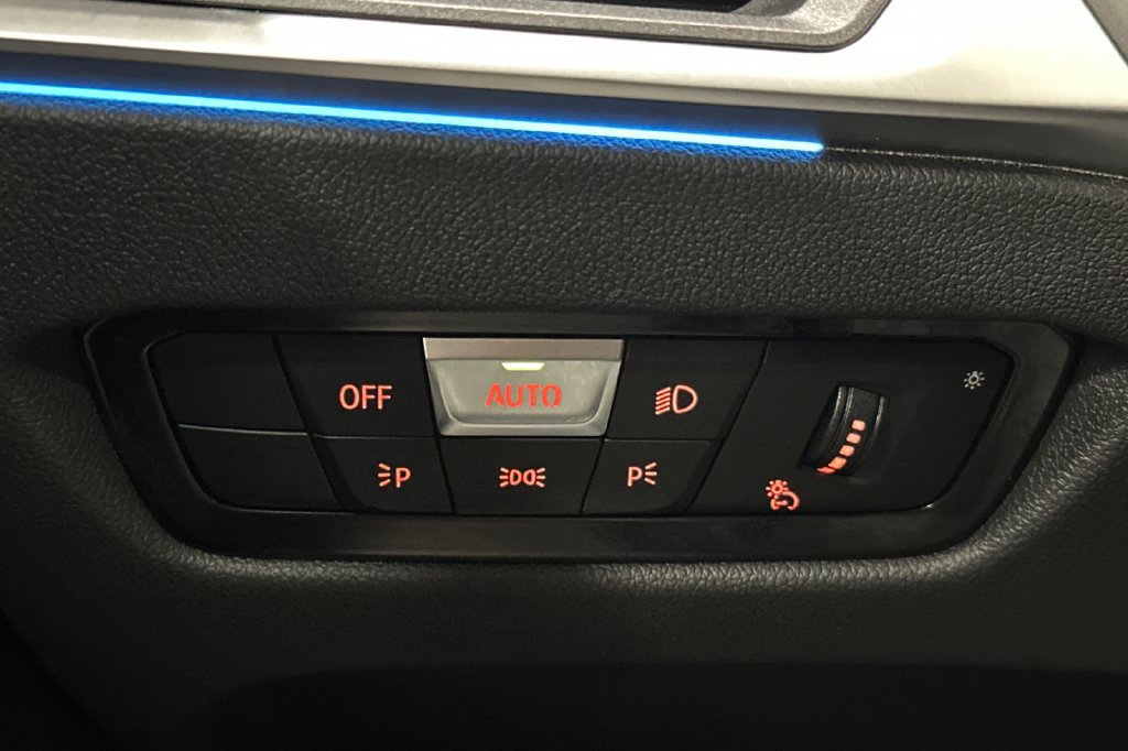 Used 2023 BMW i4 eDrive40 w/ Premium Package RWD image 31