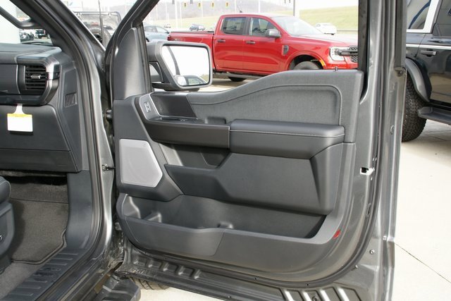 New 2025 Ford F150 Lariat w/ Equipment Group 502A High image 39