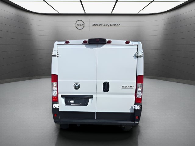 Used 2025 RAM ProMaster 2500 w/ Convenience Group FWD image 6