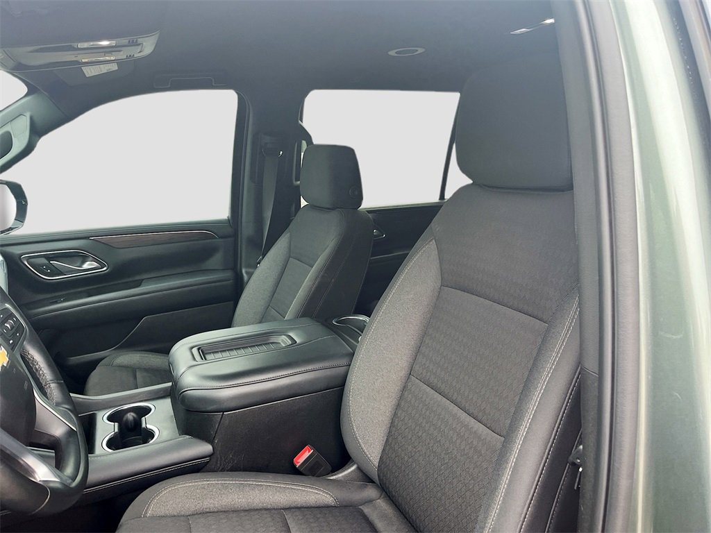 Used 2024 Chevrolet Suburban LS image 19