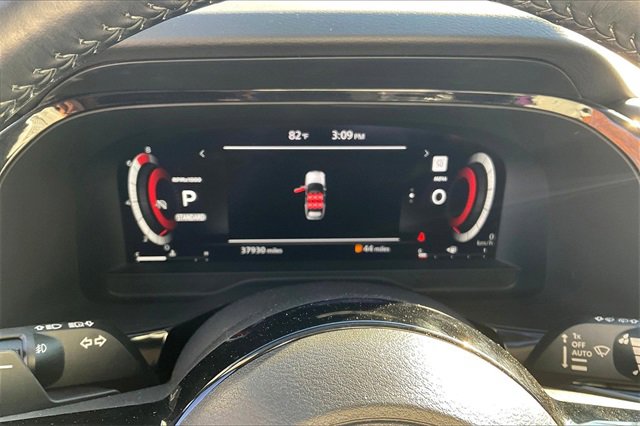 Certified 2023 Nissan Pathfinder Platinum w/ Lighting Package (N93) image 18