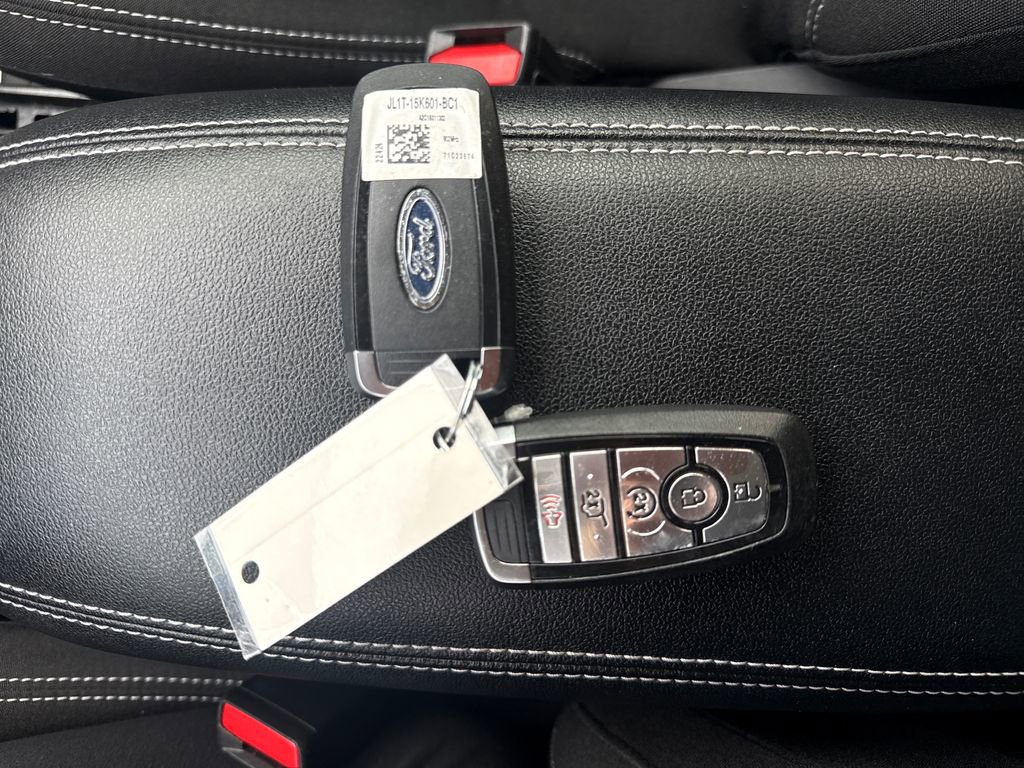 Used 2023 Ford Escape Active w/ Cold Weather Package image 33