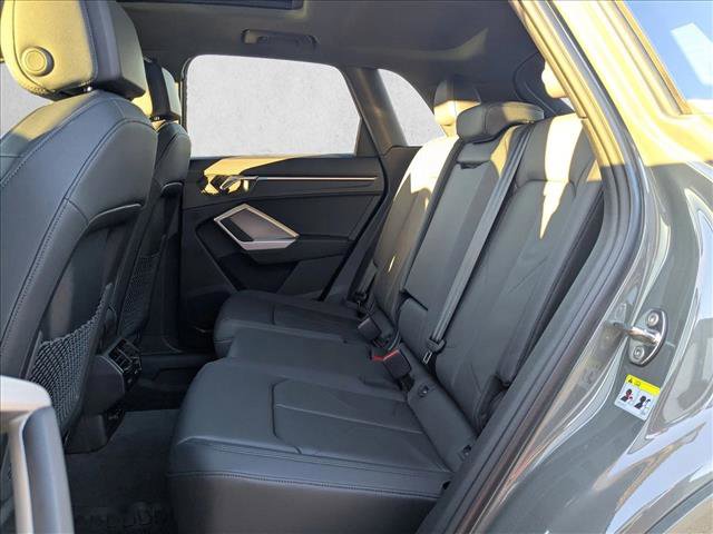 New 2025 Audi Q3 2.0T Premium image 17