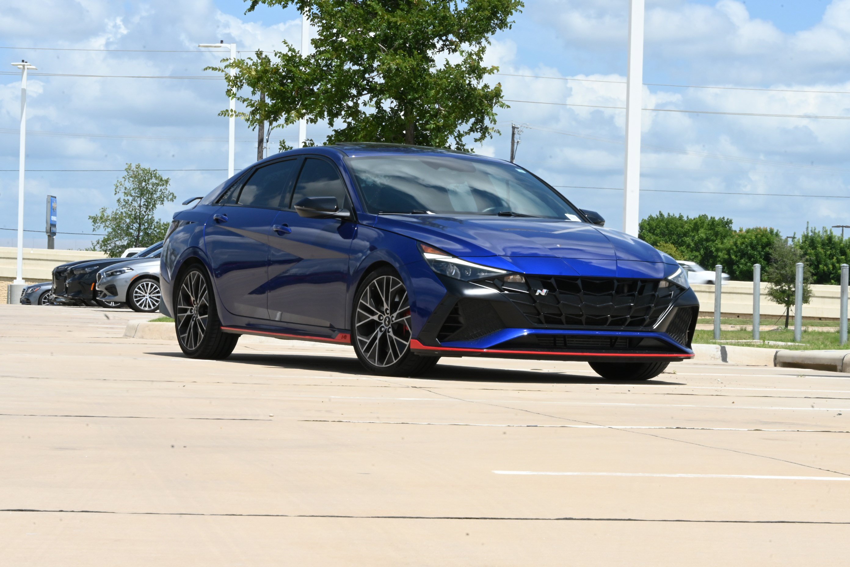 Used 2022 Hyundai Elantra N FWD image 2