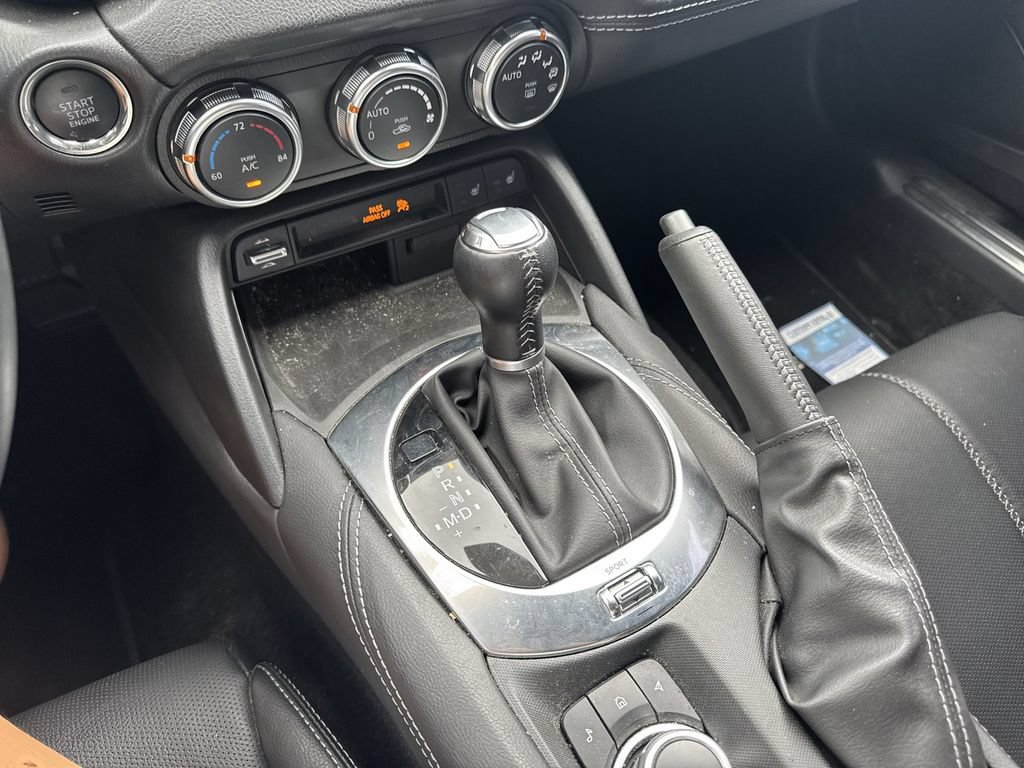 Used 2024 MAZDA MX-5 Miata RF Grand Touring w/ Weather Package RWD image 15