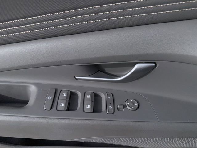 Used 2022 Hyundai Elantra SEL w/ Convenience Package image 28