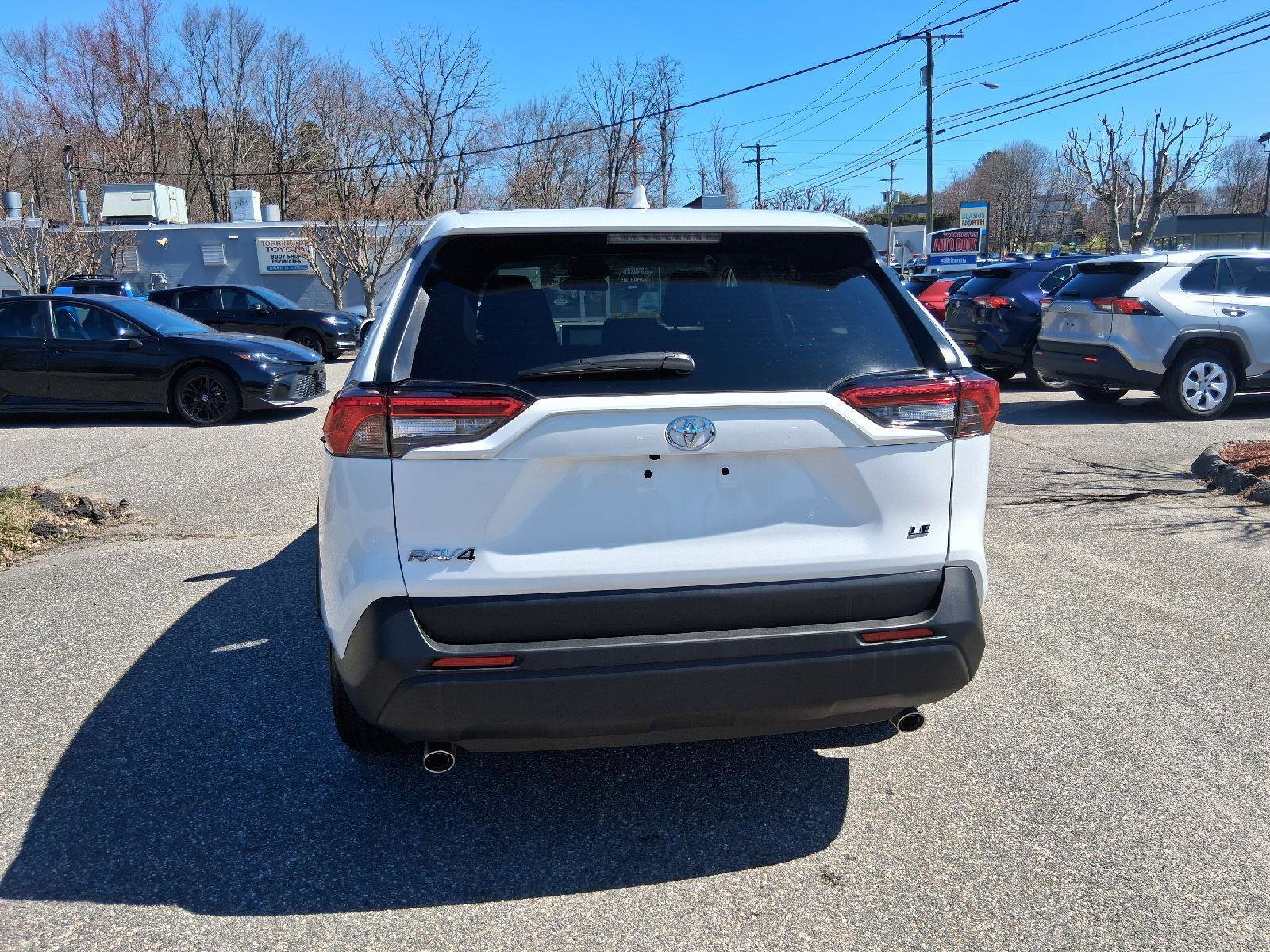 Used 2025 Toyota RAV4 LE image 6