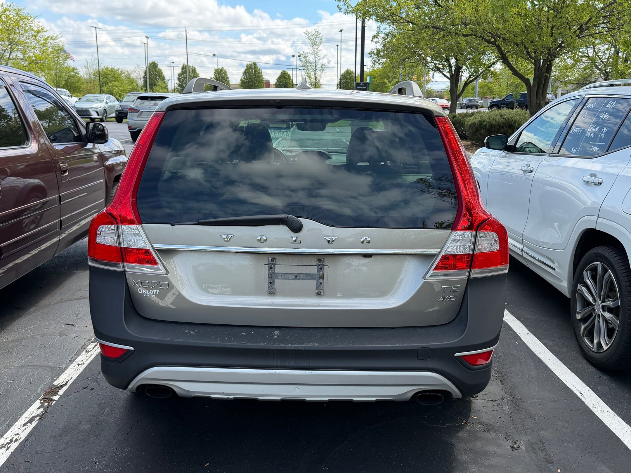 Used 2016 Volvo XC70 T5 Premier w/ Proximity Package AWD/4WD image 6