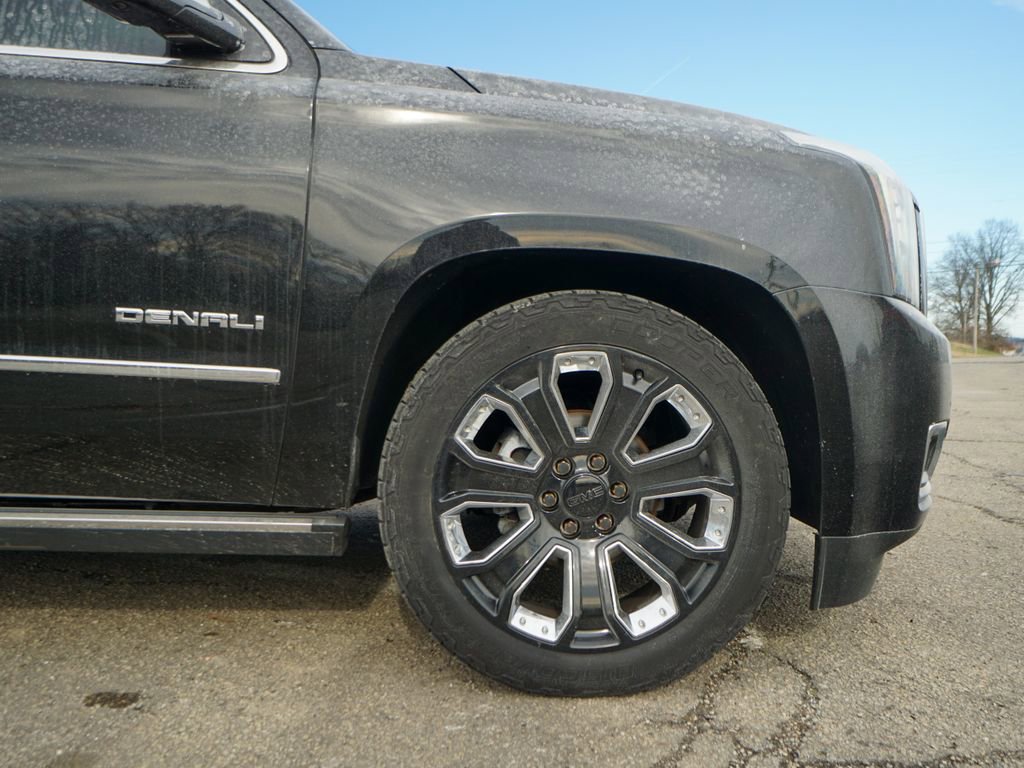 Used 2019 GMC Yukon XL Denali w/ Denali Ultimate Package image 15