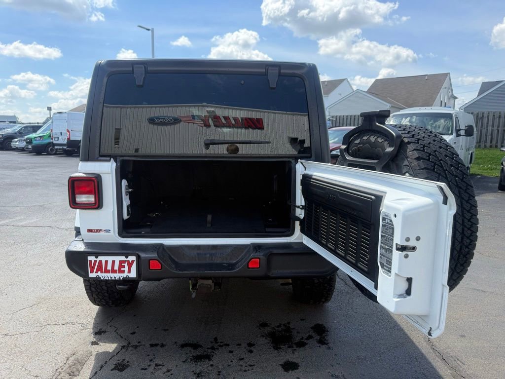 Used 2021 Jeep Wrangler Unlimited Sahara w/ Dual Top Group image 44