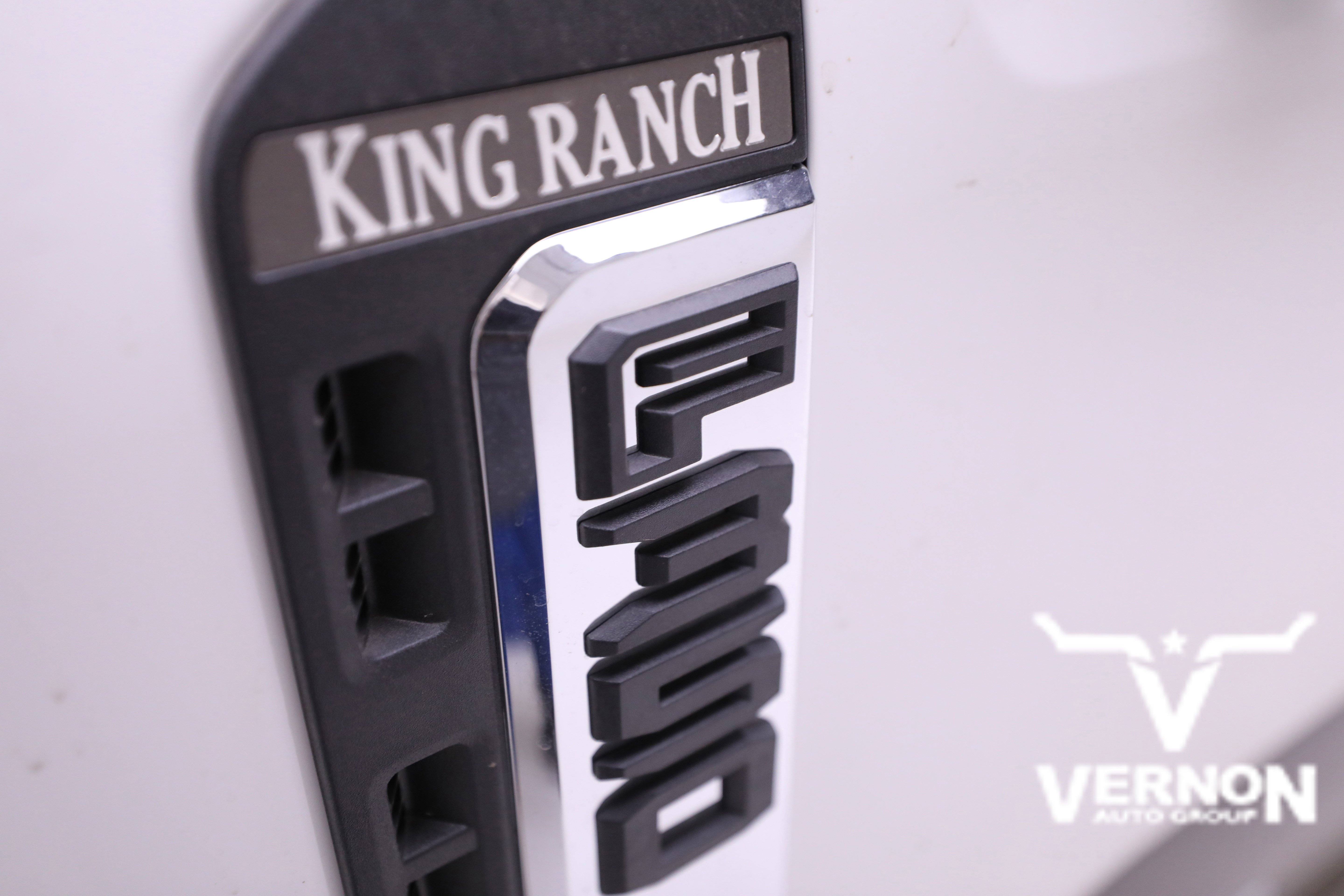 New 2026 Ford F350 King Ranch w/ FX4 Off-Road Package image 34